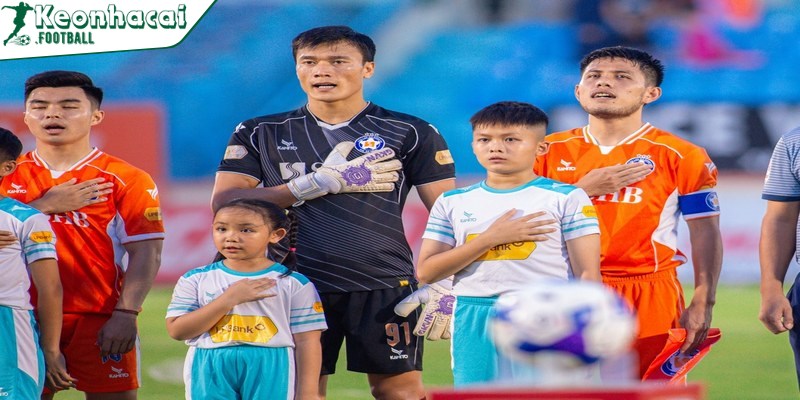 Lộ bí kíp bắt phạt đền của Bùi Tiến Dũng trước Công Phượng trong trận sinh tử 3 Đà Nẵng trụ hạng, Bình Phước tiếp tục hành trình ở Hạng Nhất